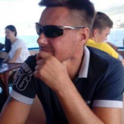 Парень ищет девушку для встреч в Иркутске. Желательно брюнетку Парень ищет девушку для встреч в Иркутске. Желательно брюнетку